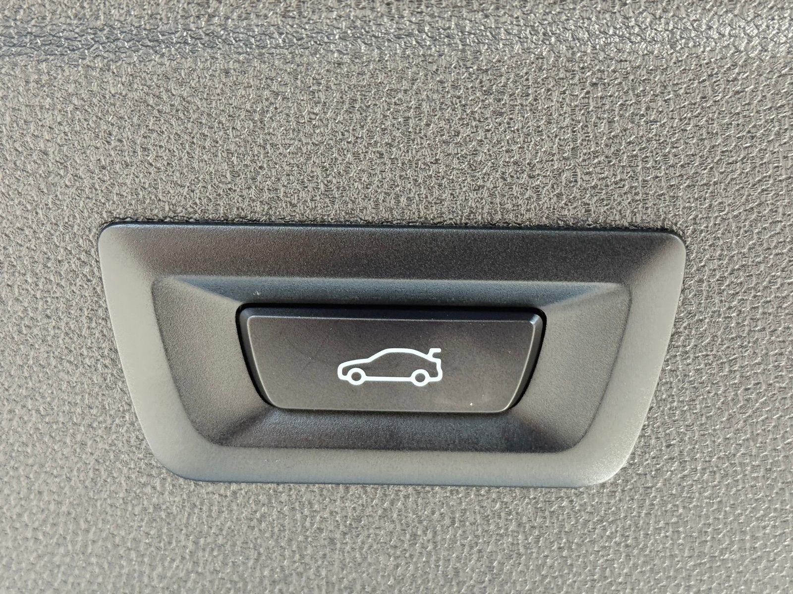 Used 2025 BMW iX M60 image 20