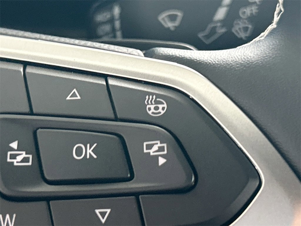 New 2026 Volkswagen Atlas Cross Sport SE image 20