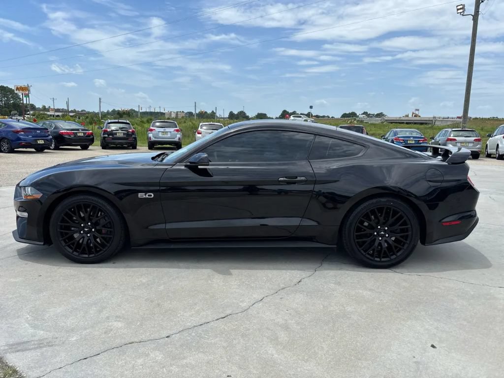 Used 2019 Ford Mustang GT Premium w/ GT Performance Package RWD image 7