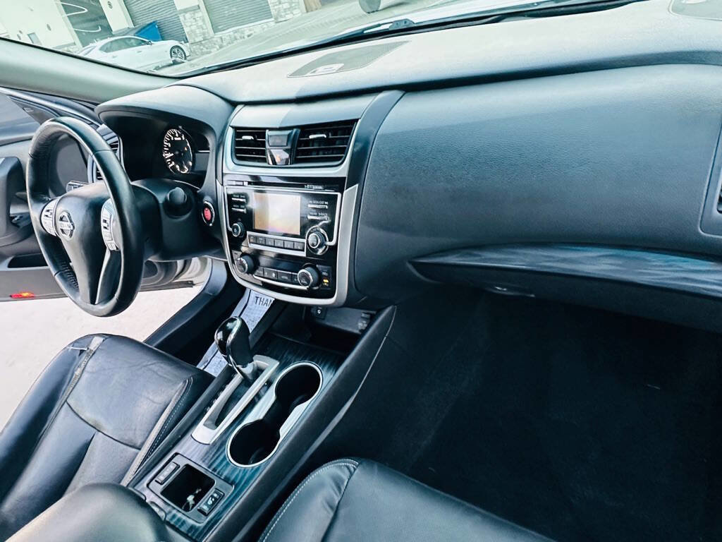 Used 2018 Nissan Altima 2.5 SL FWD image 23