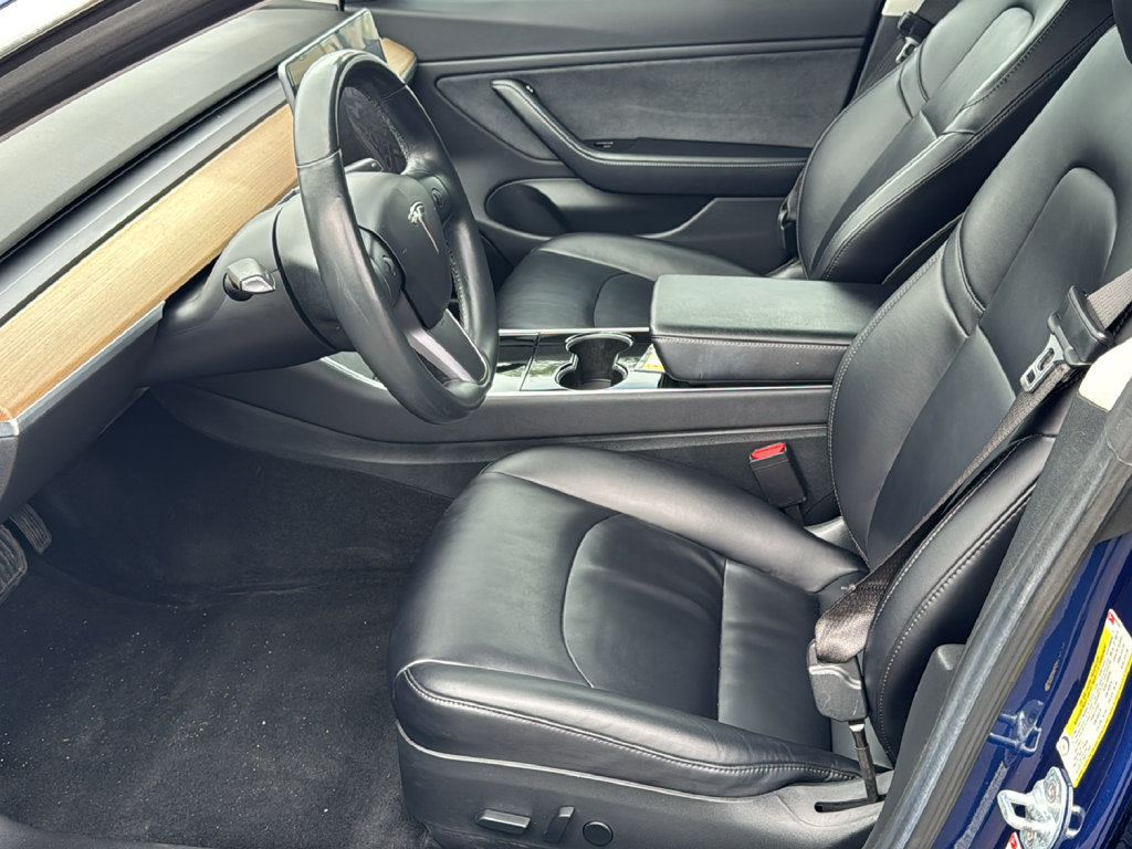 Used 2017 Tesla Model 3 Long Range RWD image 27