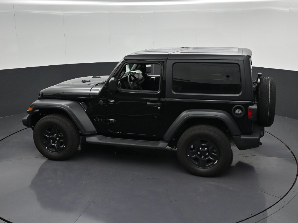 Used 2026 Jeep Wrangler Sport AWD/4WD image 22