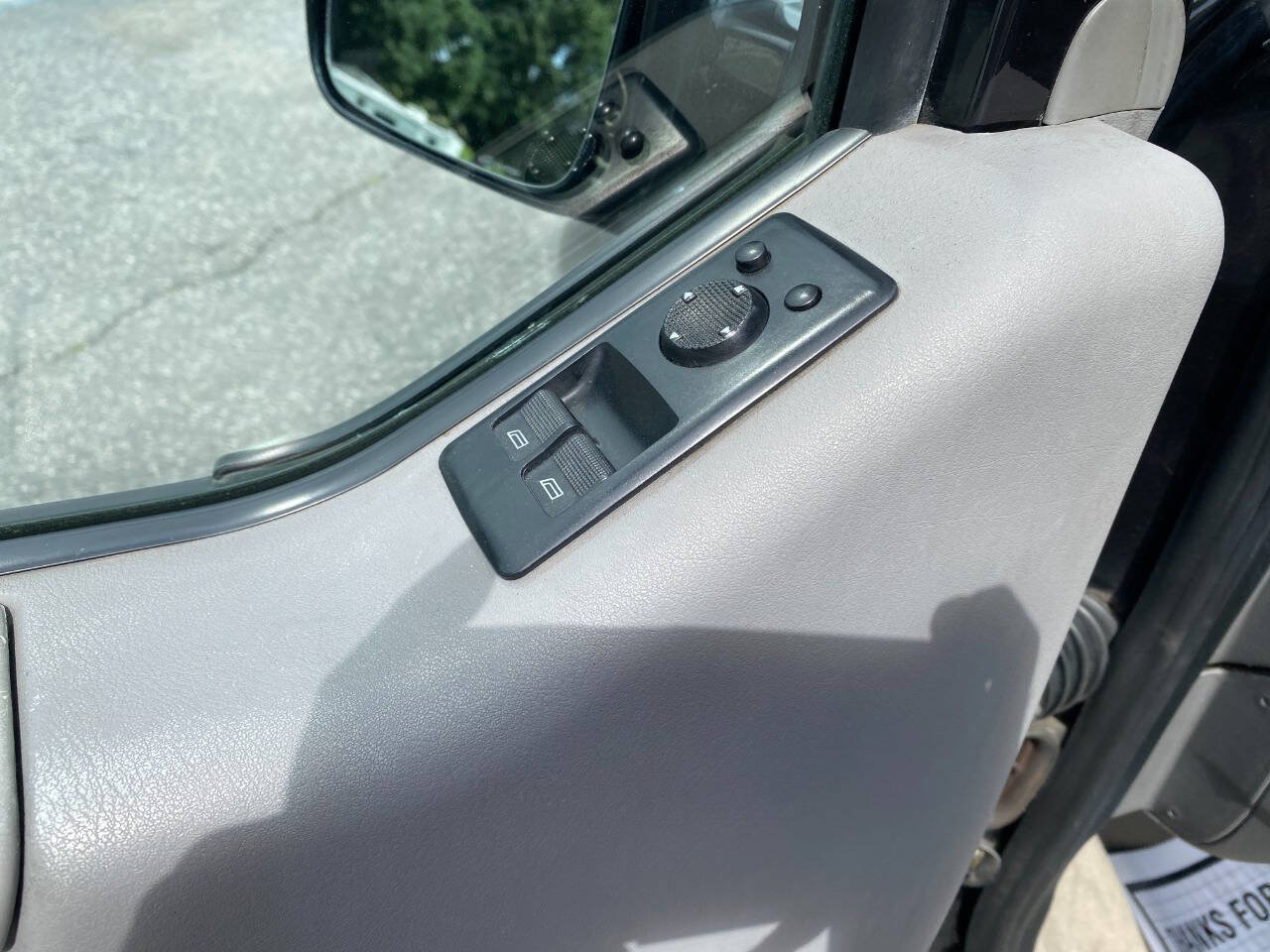 Used 2000 Volkswagen Eurovan MV FWD image 12