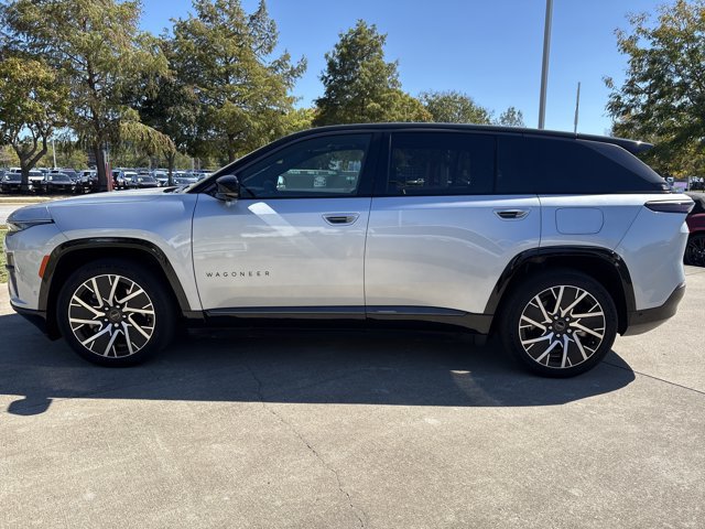 Used 2025 Jeep Wagoneer S Limited AWD/4WD image 8