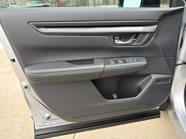 Used 2026 Honda CR-V Sport image 12