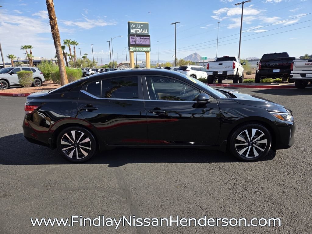 Used 2025 Nissan Sentra SV w/ SV Premium Package FWD image 7