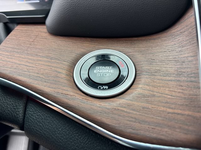 Used 2025 Jeep Grand Cherokee Summit w/ Obsidian Package AWD/4WD image 19