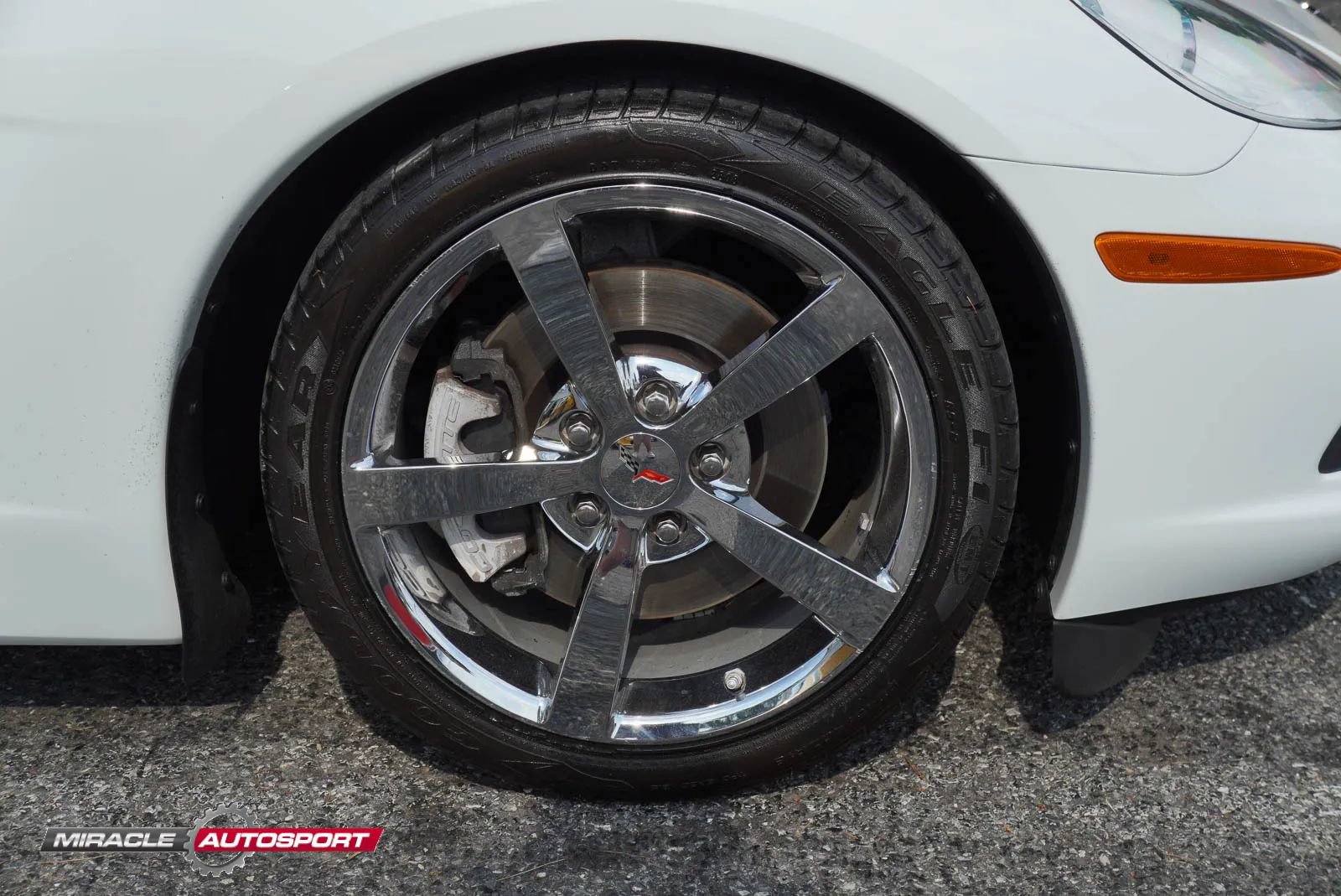 Used 2009 Chevrolet Corvette Convertible w/ Preferred Equipment Group RWD image 10