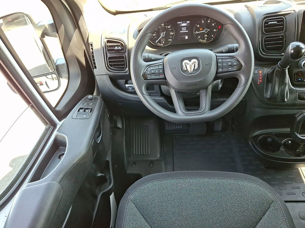 Used 2024 RAM ProMaster 3500 w/ Convenience Group FWD image 11