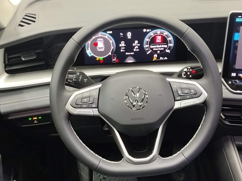 New 2026 Volkswagen Tiguan SE AWD/4WD image 37