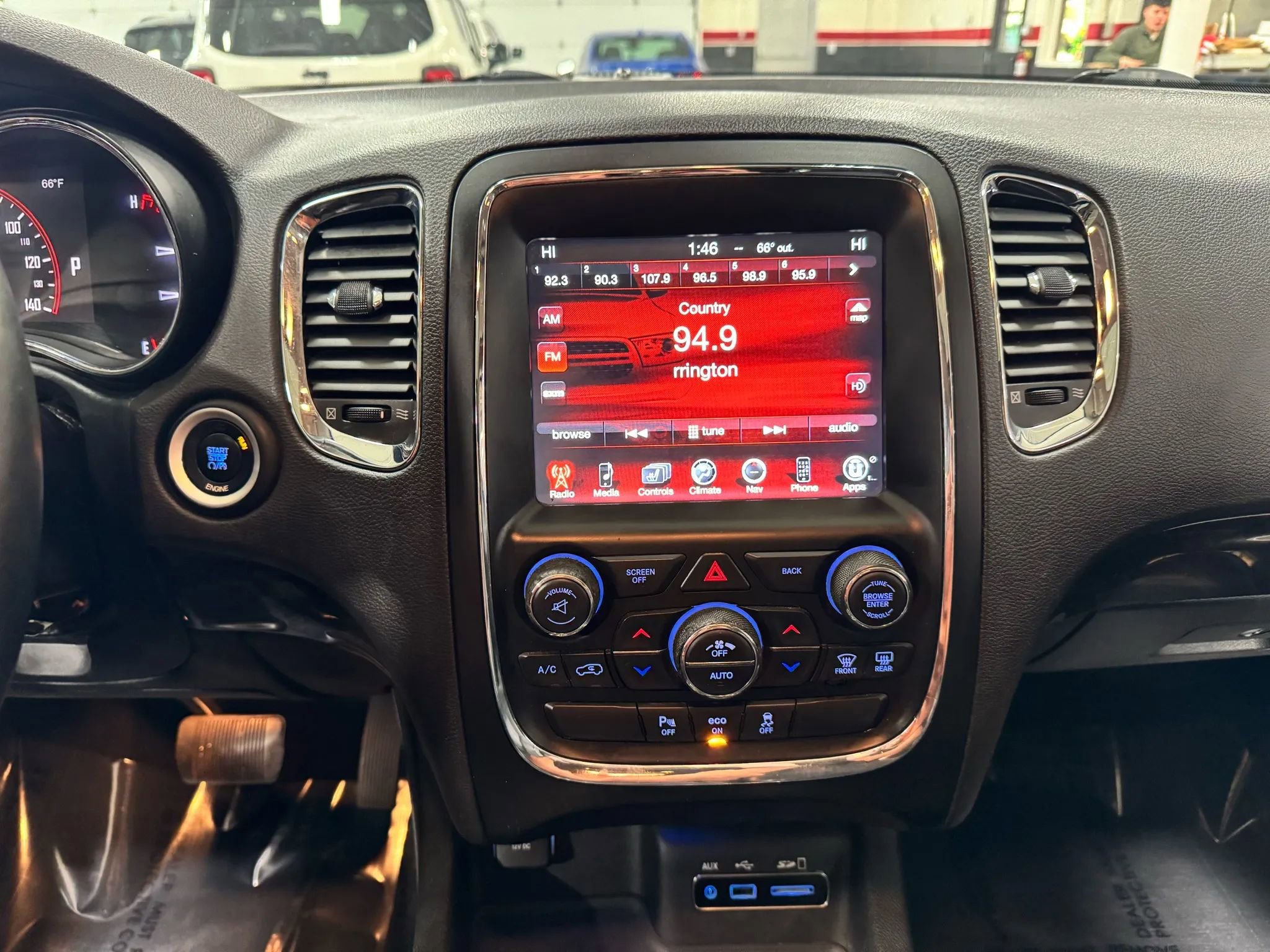 Used 2014 Dodge Durango Limited w/ Premium Group image 24