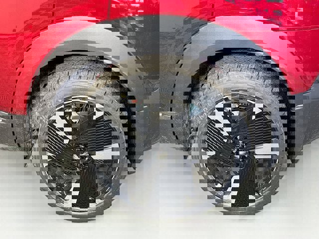 New 2026 Nissan Kicks SR w/ Cold Weather Package image 31