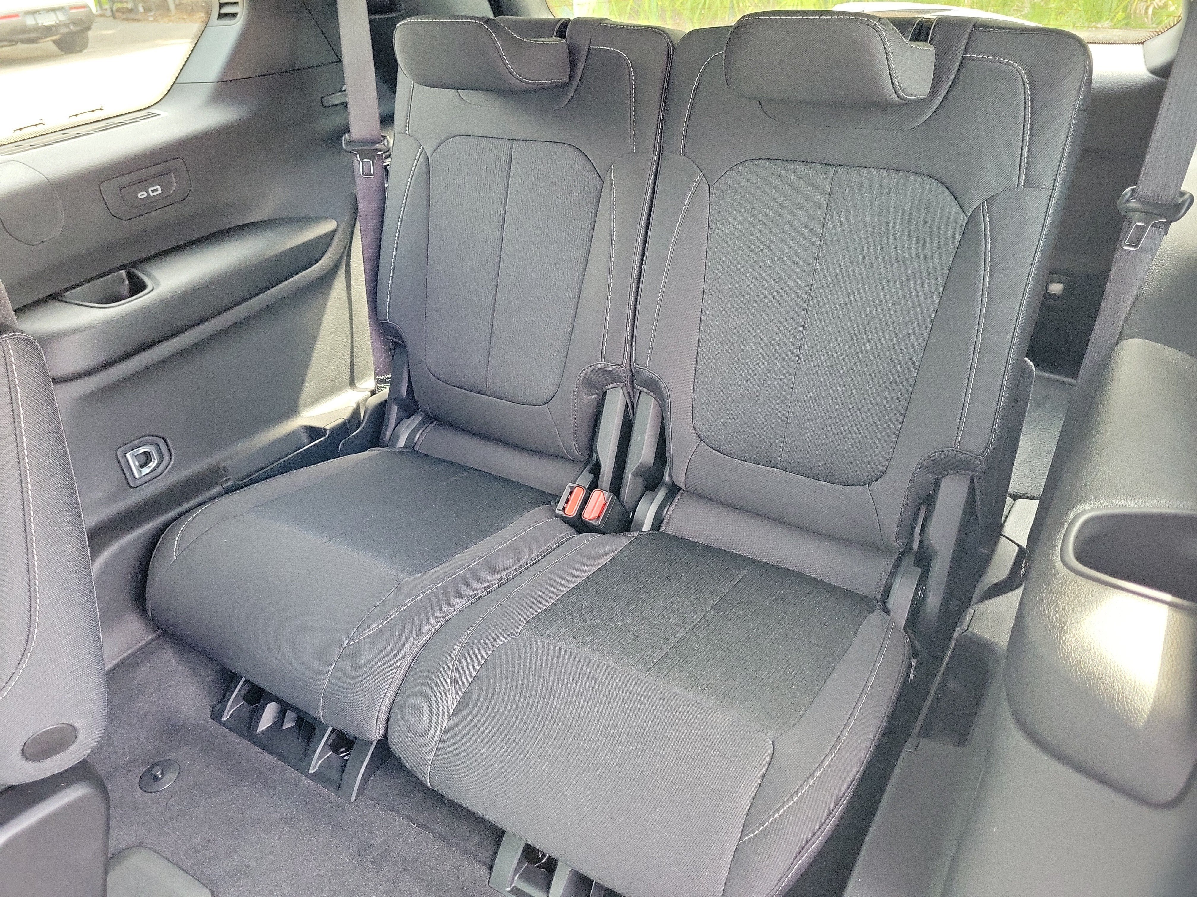 Used 2026 Jeep Grand Cherokee L 2WD image 17