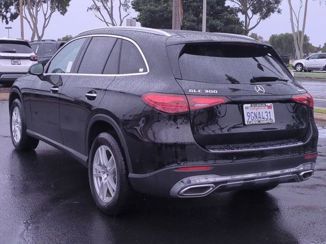 Used 2023 Mercedes-Benz GLC 300 GLC 300 image 8