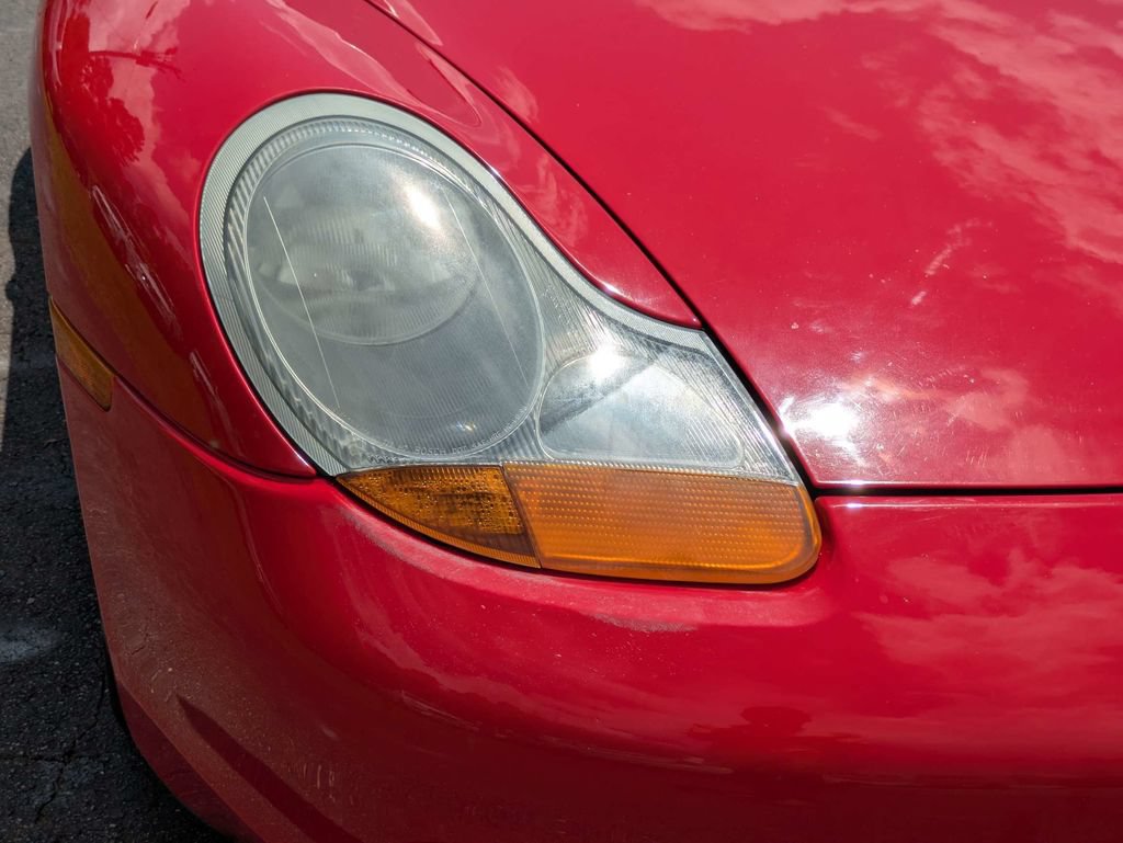 Used 1999 Porsche Boxster RWD image 10