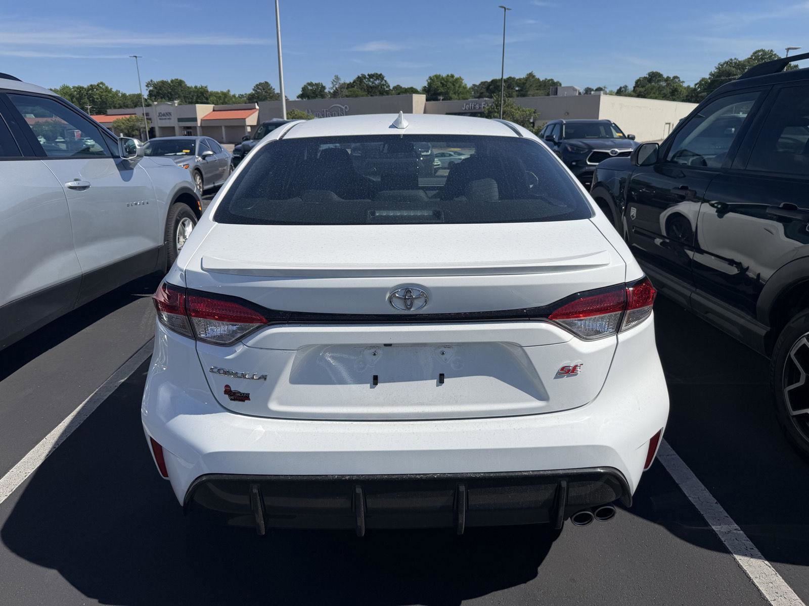 Used 2026 Toyota Corolla SE FWD image 5