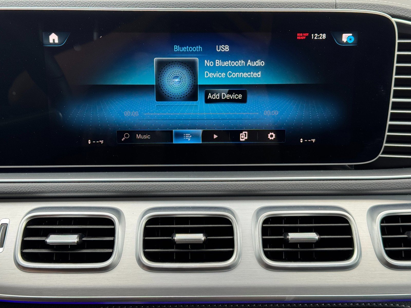 Used 2023 Mercedes-Benz GLS 450 4MATIC image 29