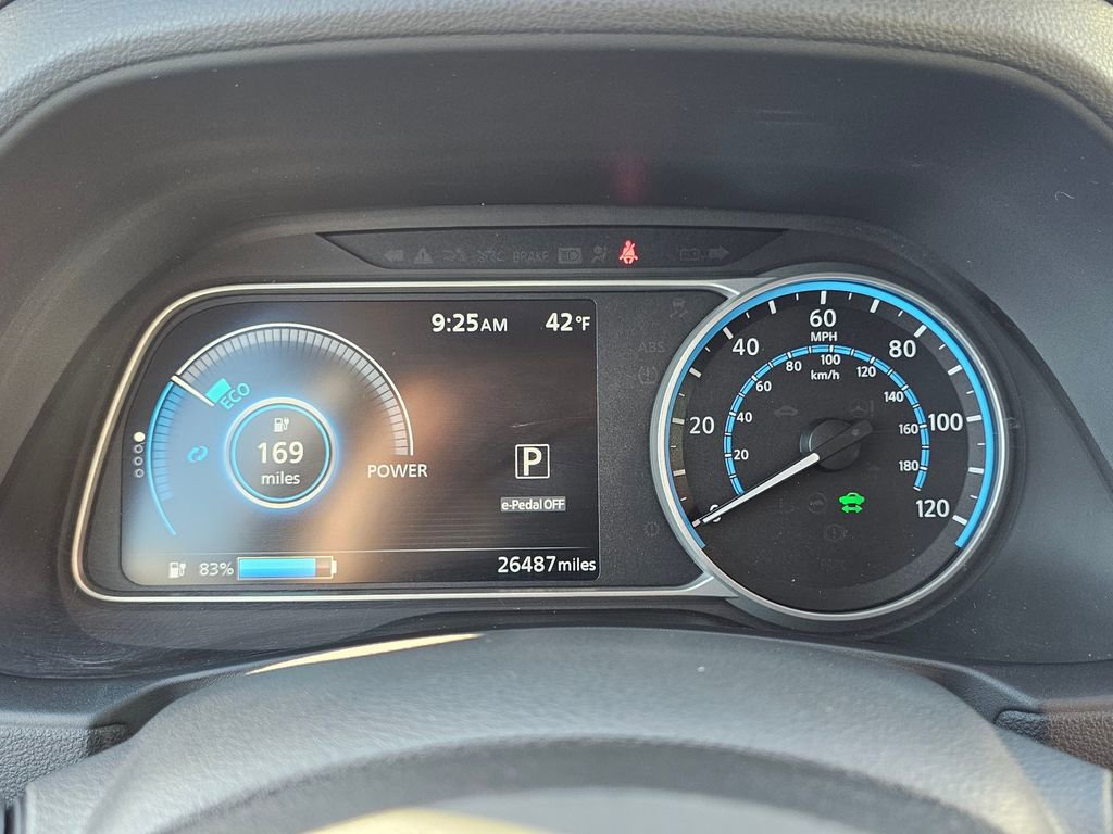 Certified 2024 Nissan Leaf SV Plus image 20