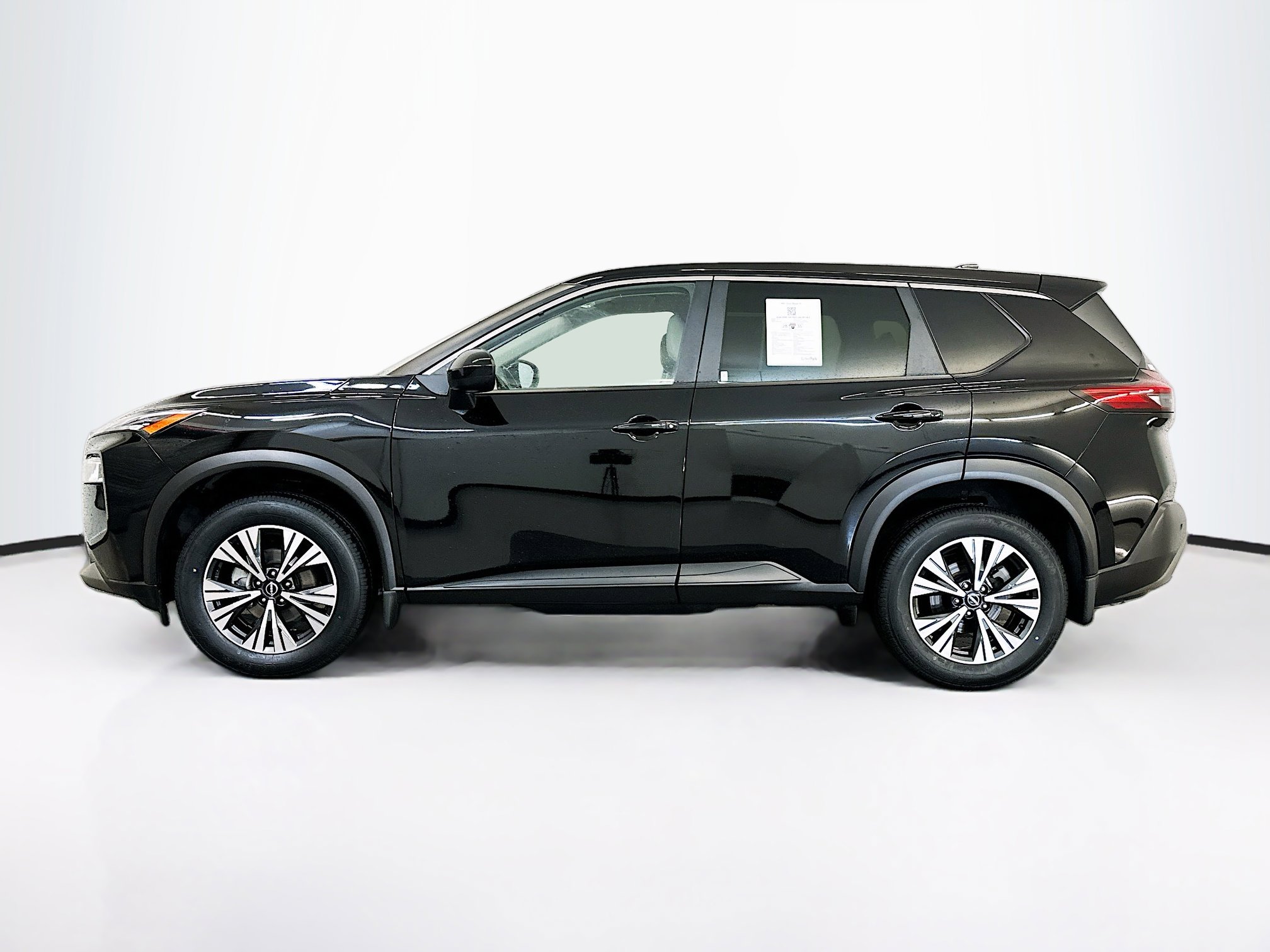 Used 2023 Nissan Rogue SV AWD/4WD image 4