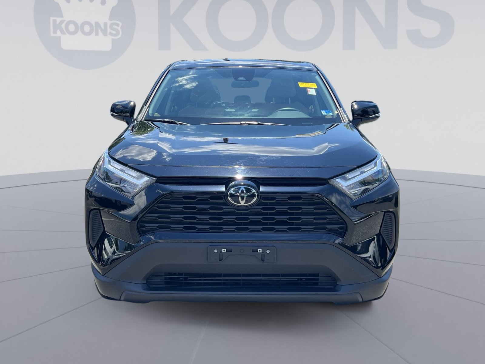 Used 2023 Toyota RAV4 LE AWD/4WD image 11
