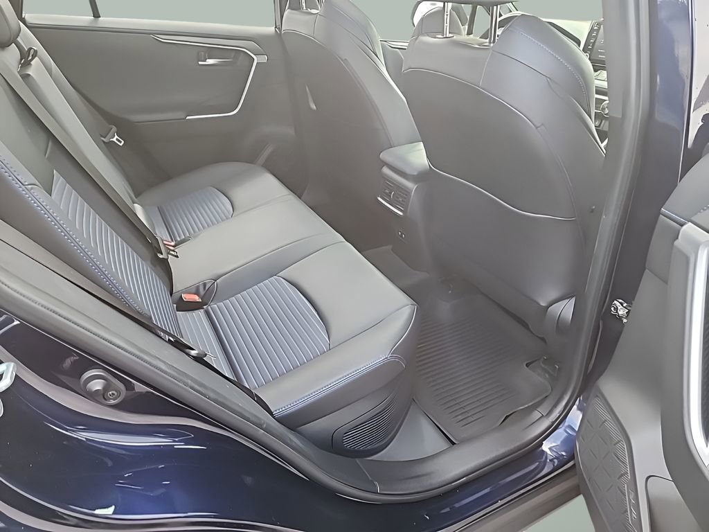 Used 2020 Toyota RAV4 XSE image 12