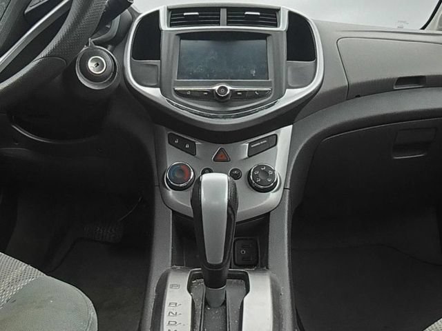 Used 2017 Chevrolet Sonic LT FWD image 21