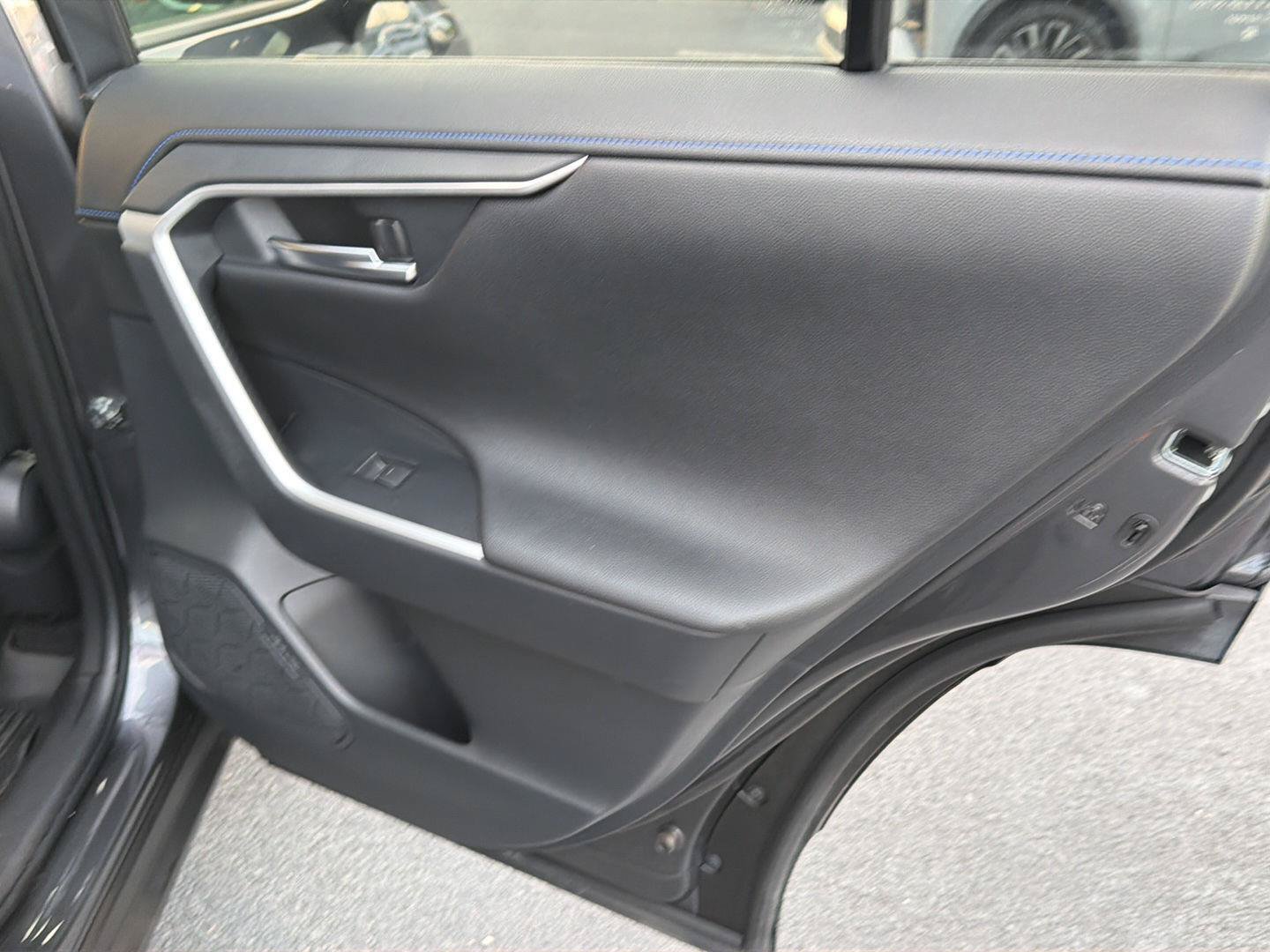Certified 2025 Toyota RAV4 XSE AWD/4WD image 15