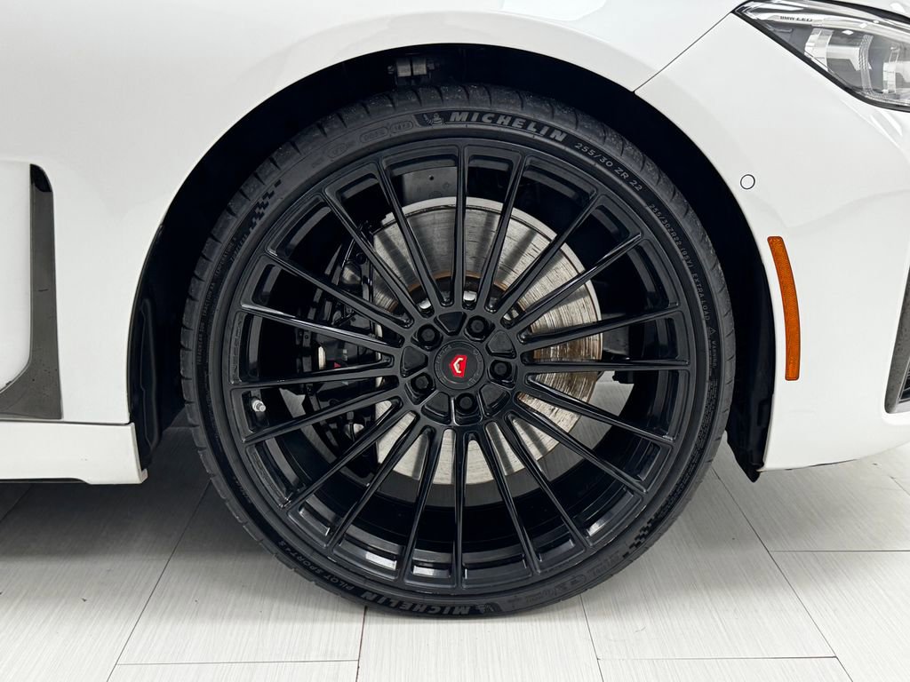 Used 2022 BMW 750i xDrive w/ Autobahn Package image 45