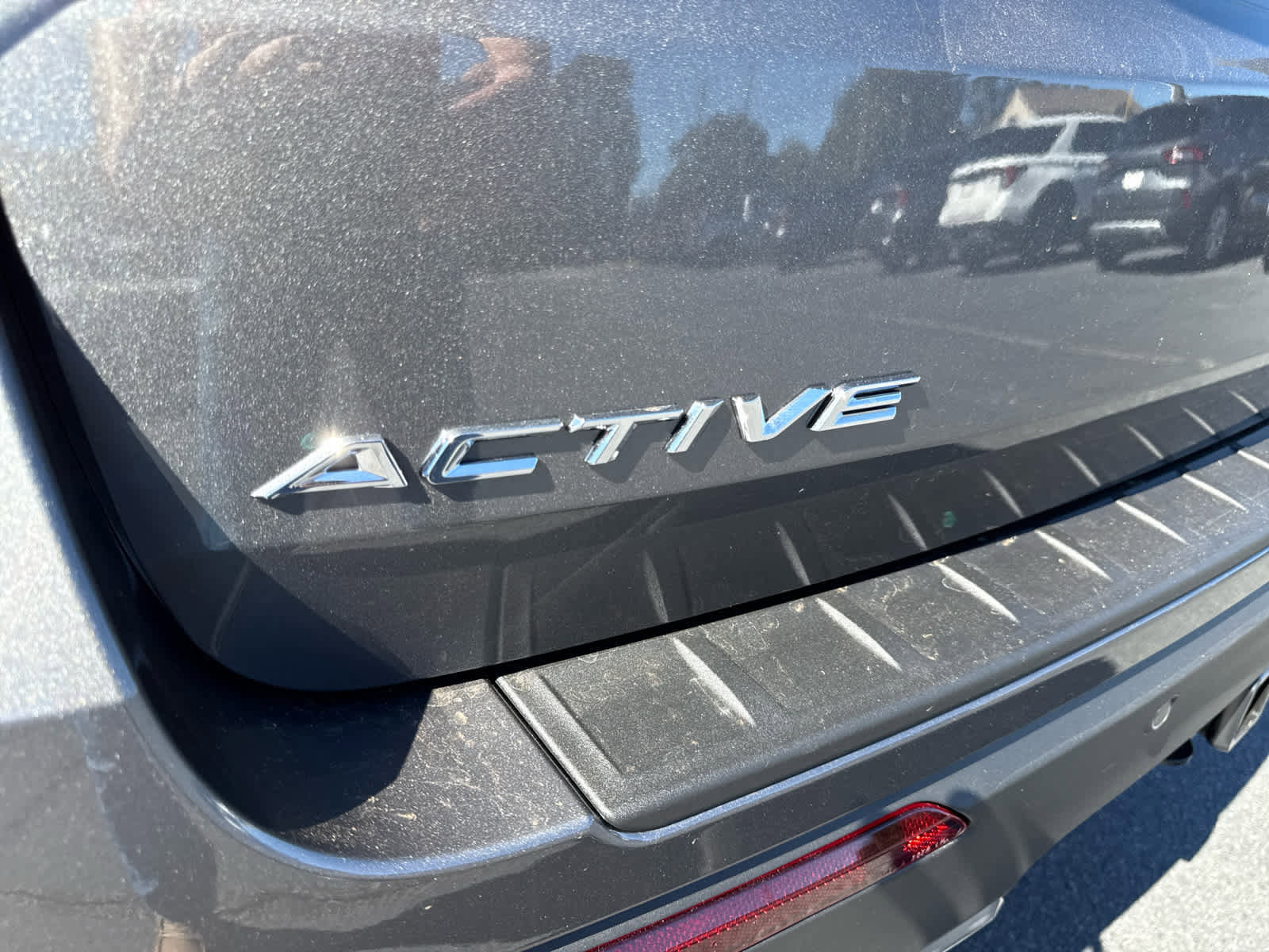 New 2025 Ford Explorer Active w/ Active Comfort Package image 36