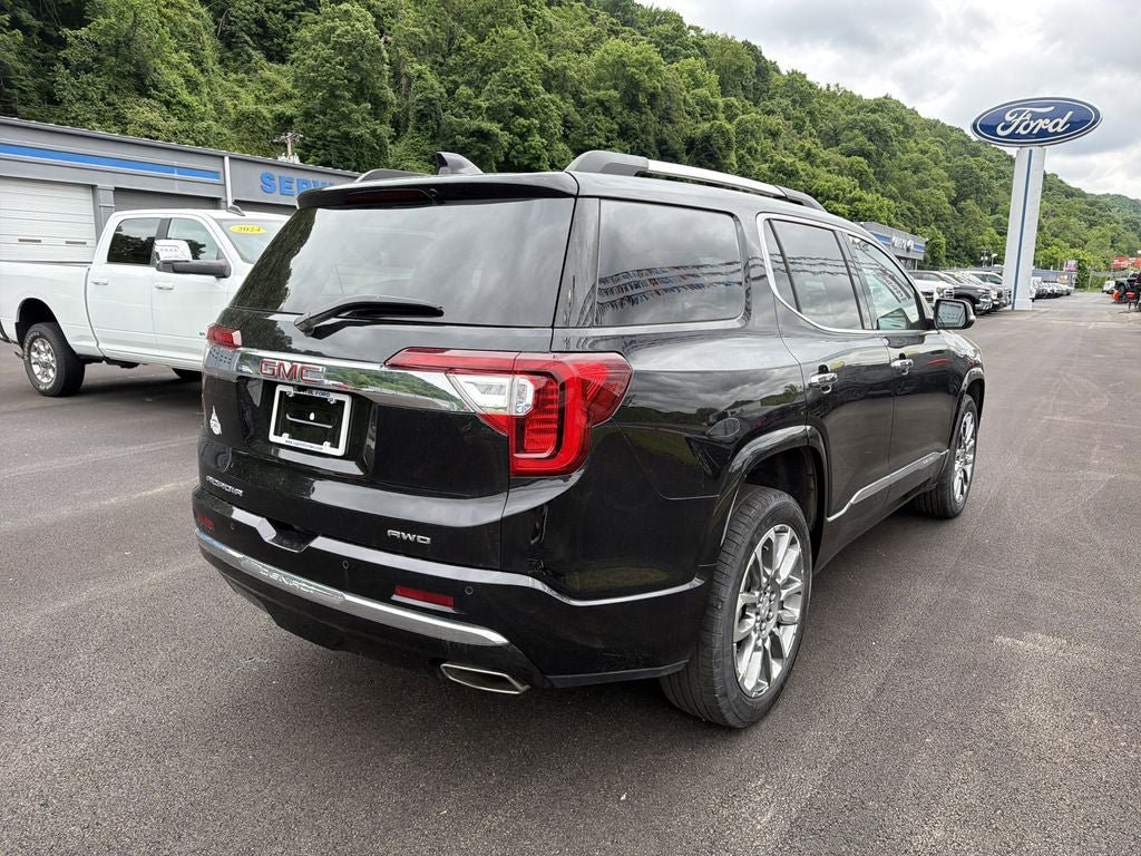 Used 2023 GMC Acadia Denali AWD/4WD image 3