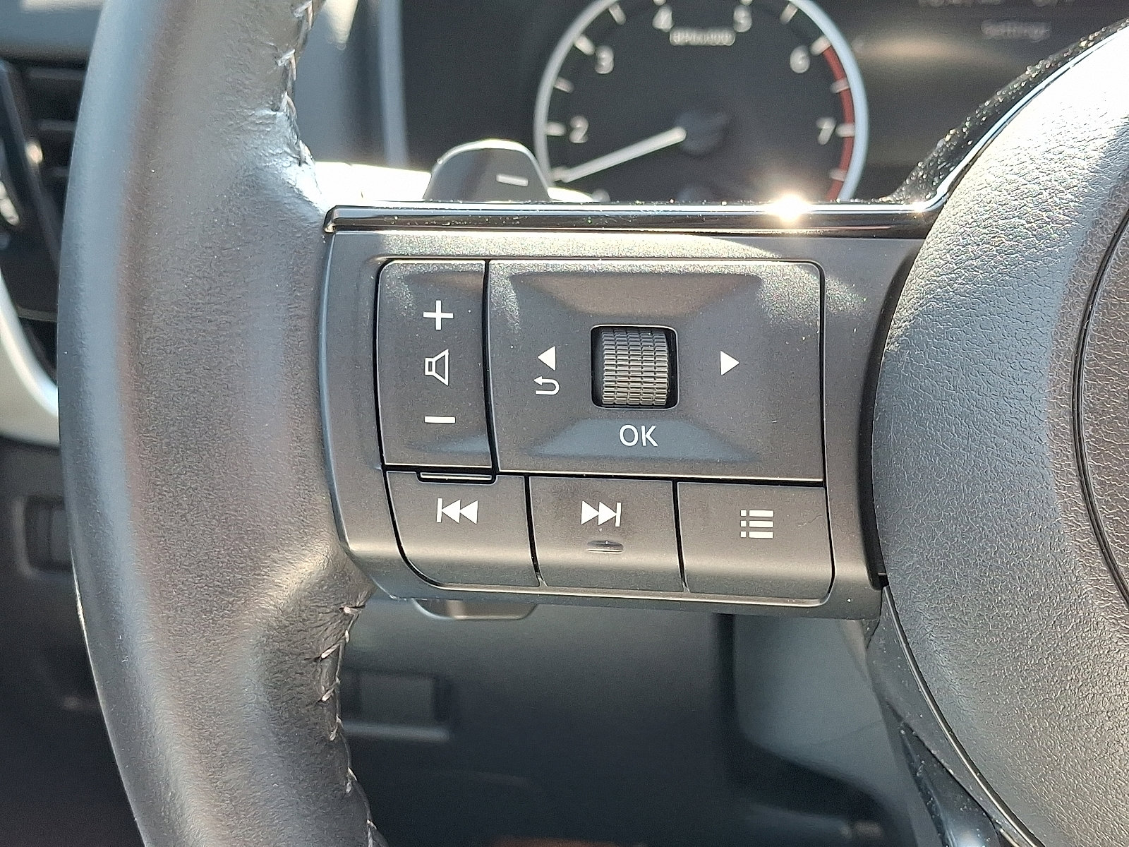 Certified 2023 Nissan Rogue SL AWD/4WD image 25