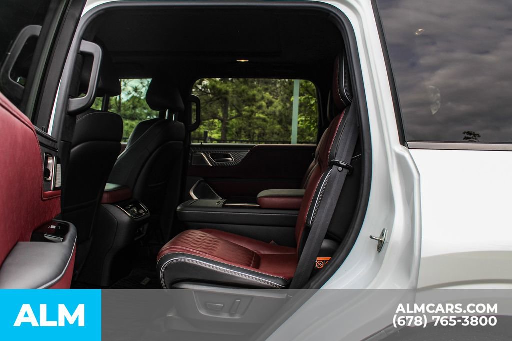 Used 2025 INFINITI QX80 Autograph w/ Premium Cargo Package AWD/4WD image 18