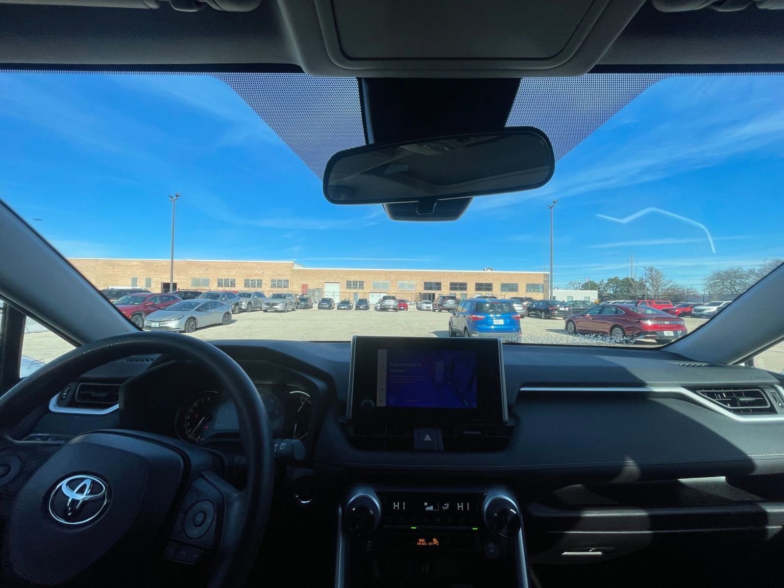 Used 2025 Toyota RAV4 XLE image 35