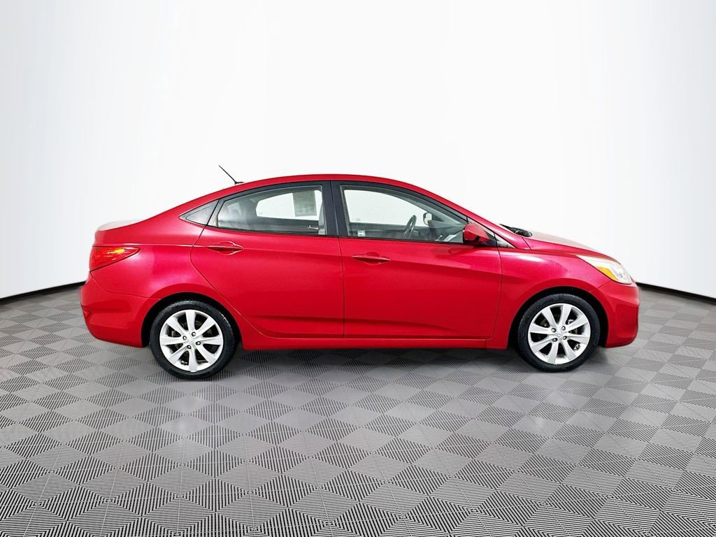 Used 2014 Hyundai Accent GLS w/ Option Group 2 image 4