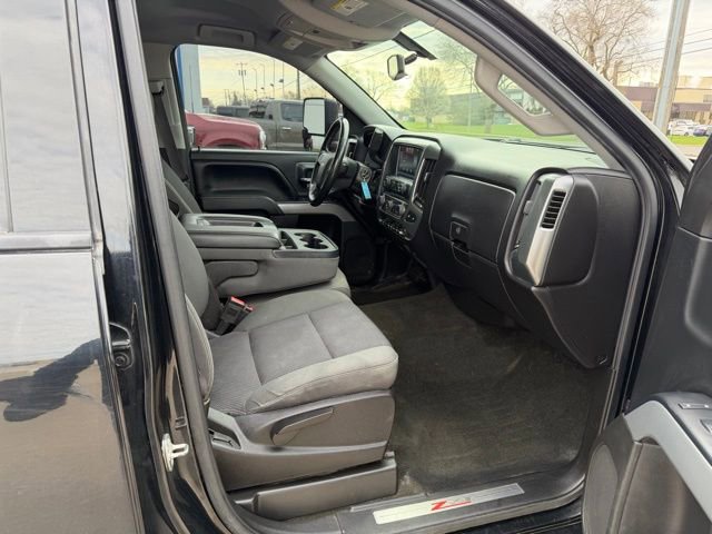 Used 2016 Chevrolet Silverado 1500 LT w/ Midnight Edition image 11