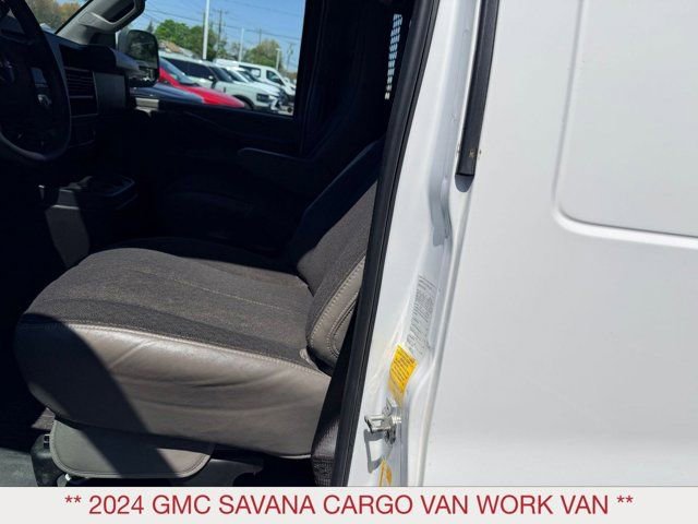 Used 2024 GMC Savana 2500 w/ Driver Convenience Package RWD image 12