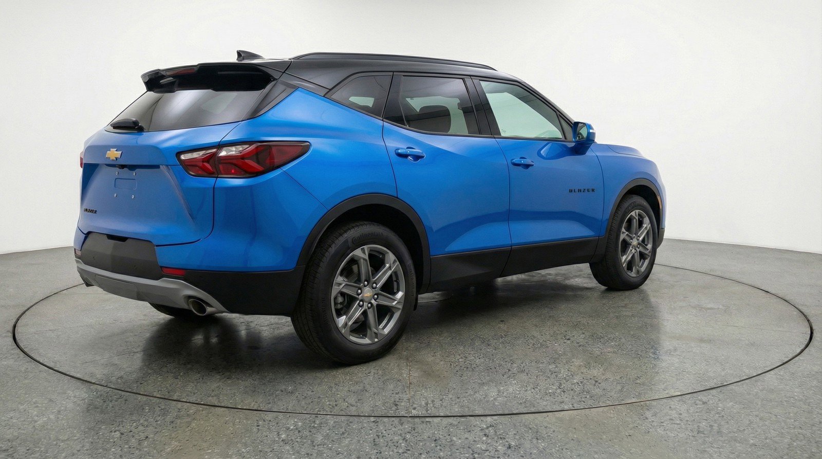 Used 2025 Chevrolet Blazer LT image 9