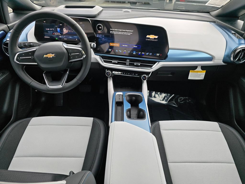 New 2026 Chevrolet Equinox EV LT w/ Convenience Package II image 20