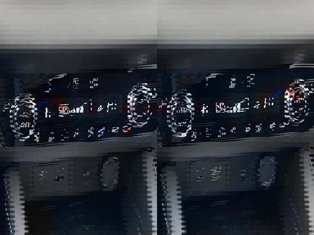 New 2025 Mitsubishi Outlander SEL image 7