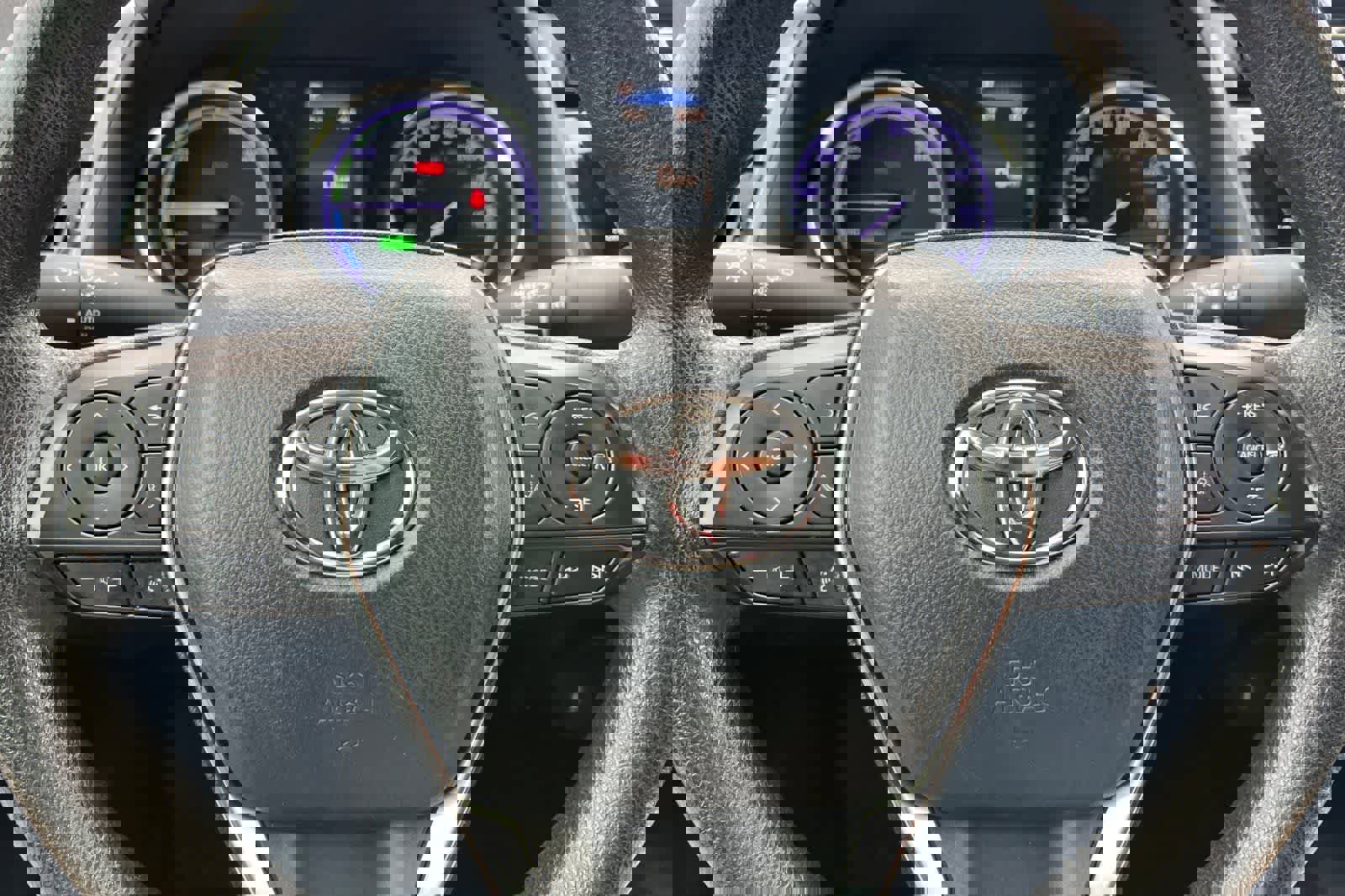 Used 2020 Toyota Camry LE image 24