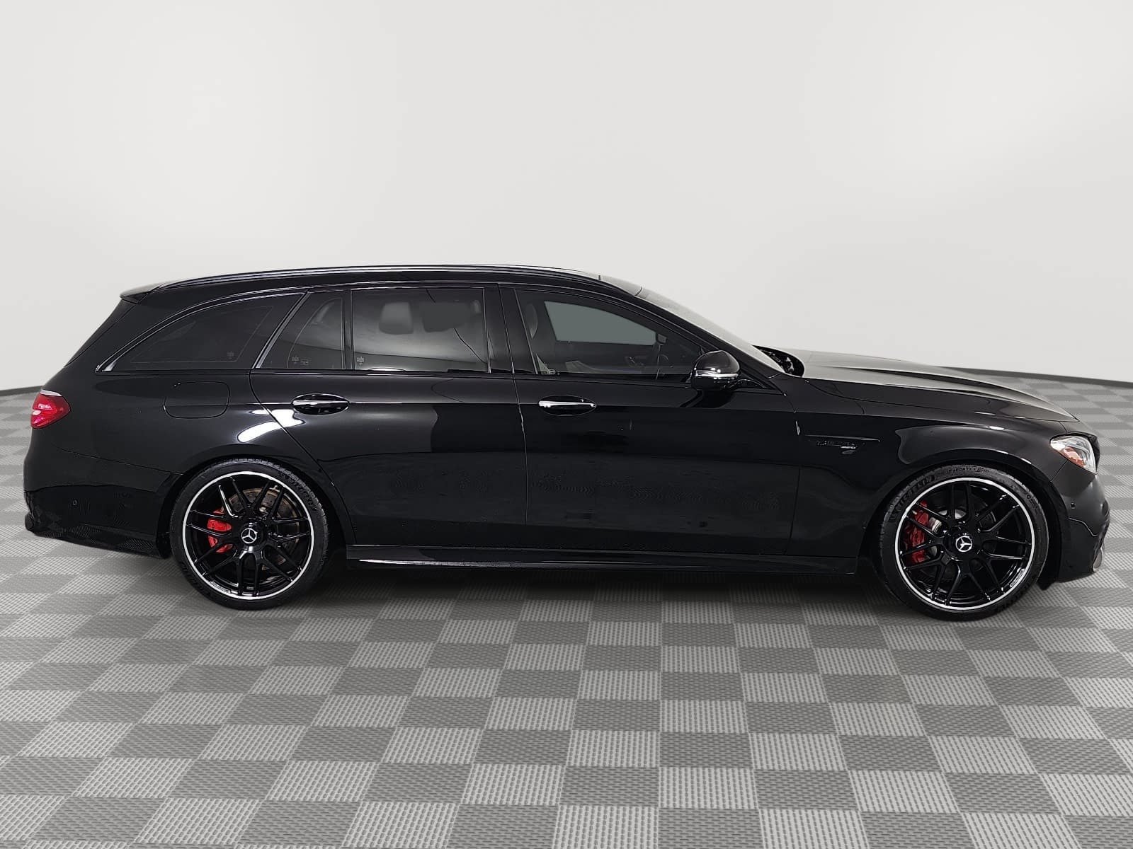 Used 2020 Mercedes-Benz E 63 AMG S image 9