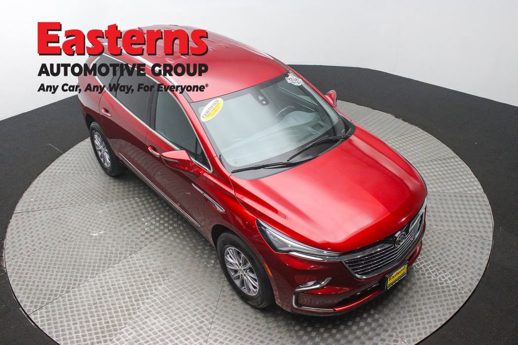 Used 2024 Buick Enclave Premium image 3