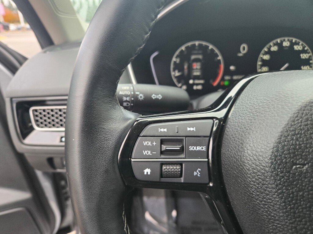 Certified 2024 Honda Civic EX-L image 24