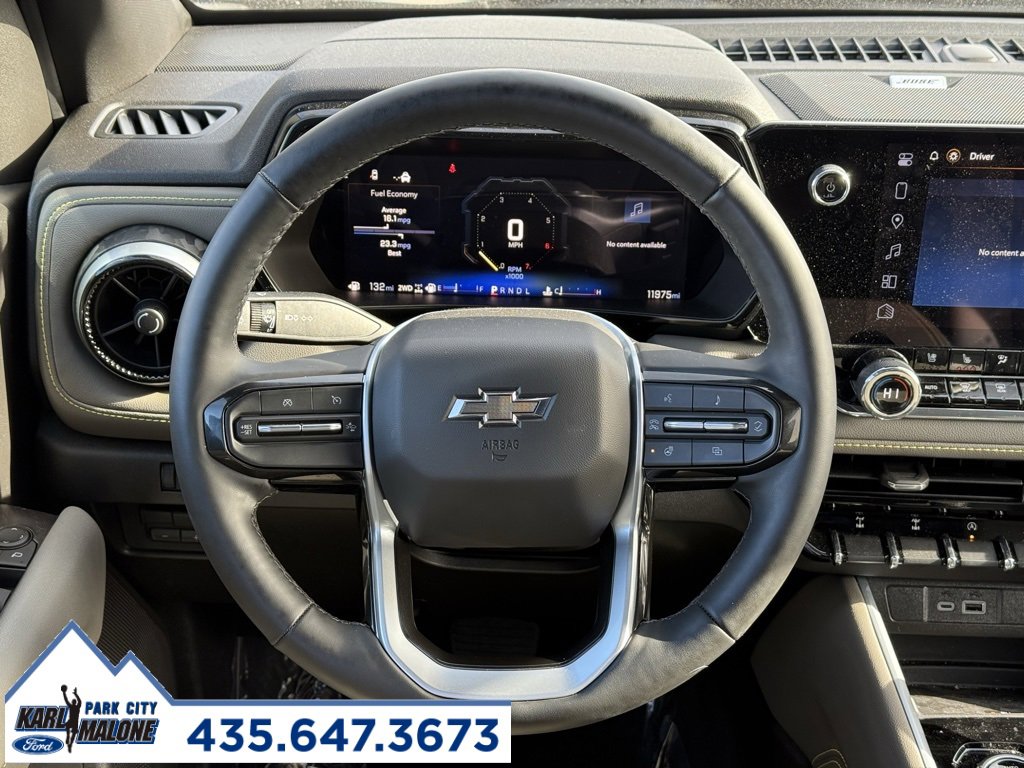 Used 2025 Chevrolet Colorado ZR2 w/ Technology Package image 16