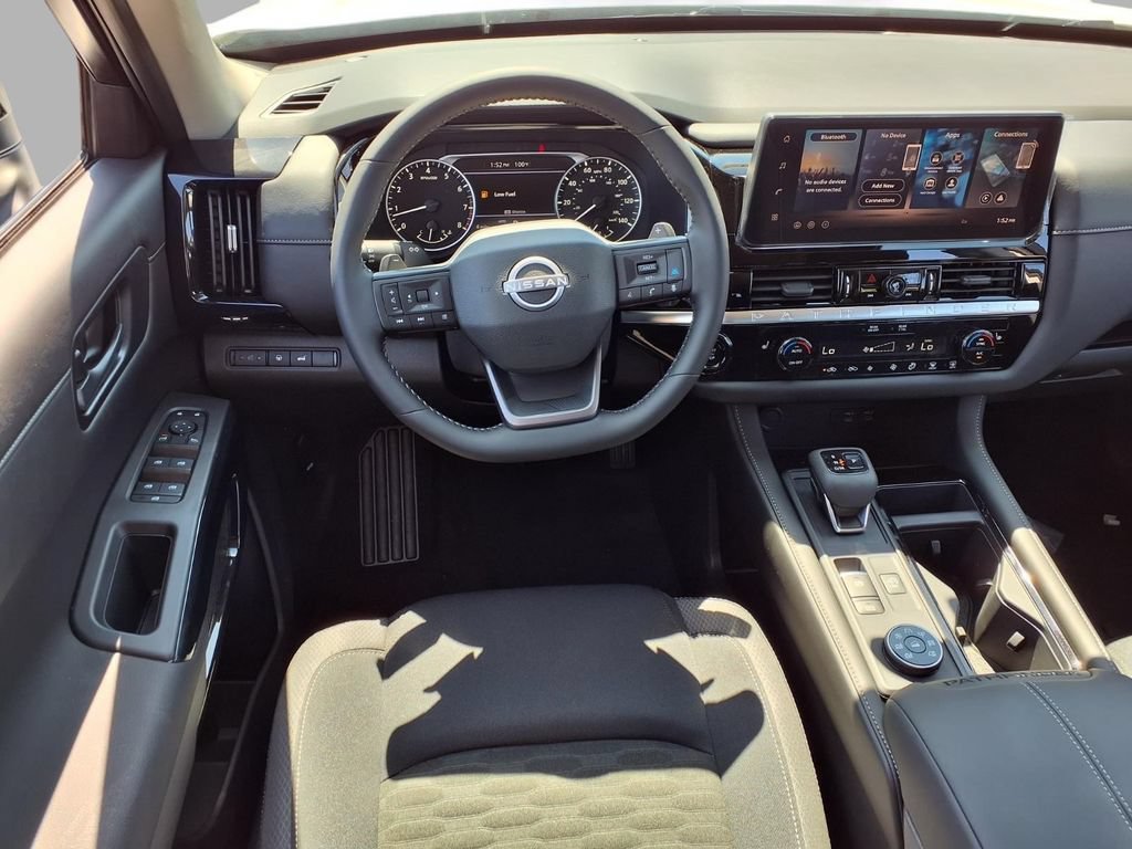 New 2026 Nissan Pathfinder SV AWD/4WD image 4