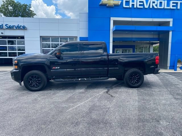 Used 2017 Chevrolet Silverado 2500 LTZ w/ Duramax Plus Package AWD/4WD image 2