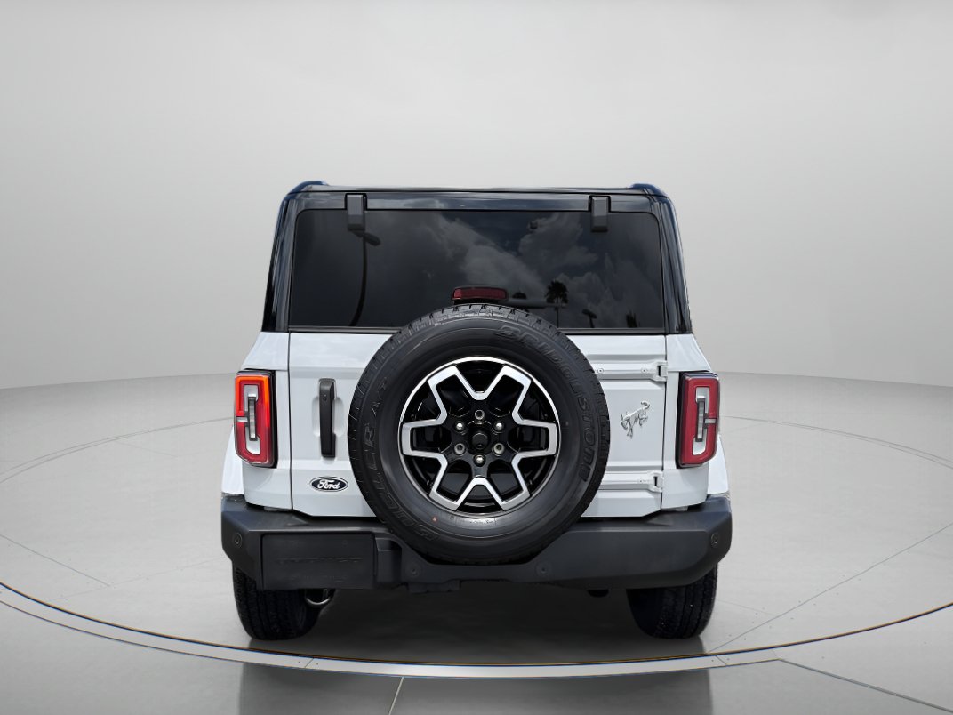 Used 2026 Ford Bronco Outer Banks AWD/4WD image 4