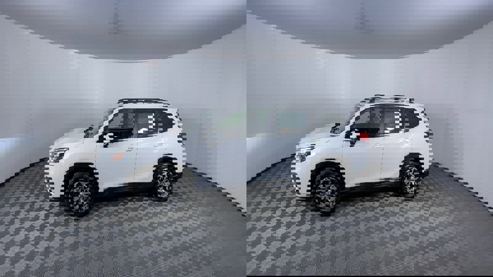 Used 2021 Subaru Forester Premium image 4