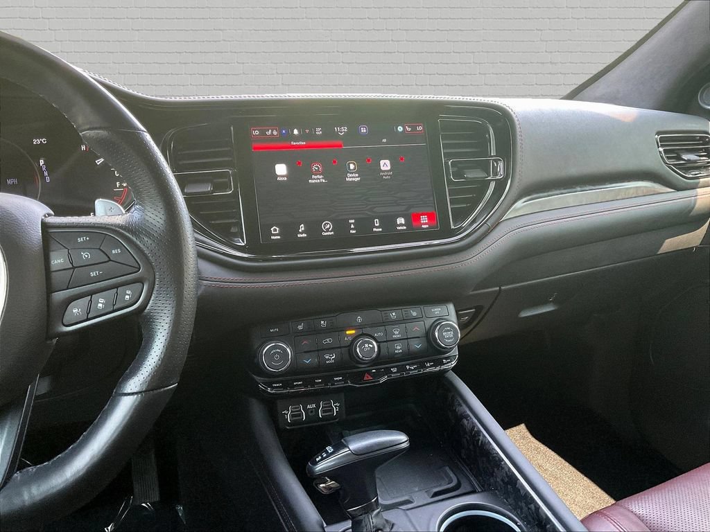Used 2023 Dodge Durango R/T w/ Tow 'N Go Group AWD/4WD image 9