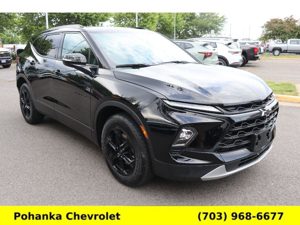 Used 2025 Chevrolet Blazer LT w/ Sound & Technology Package AWD/4WD image 1